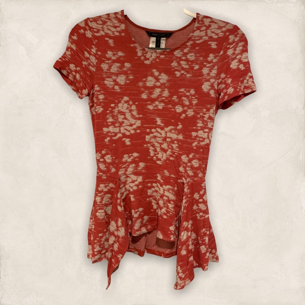 BCNGMAXAZRIA Peplum Top (Salmon/Cream)